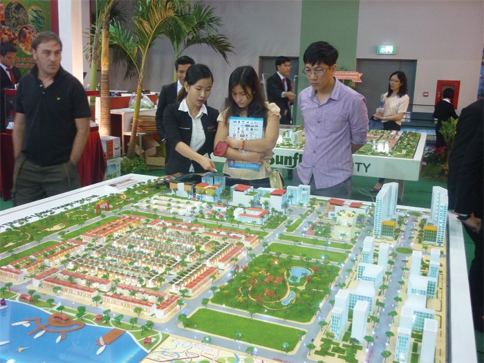 Nhiều dự án bất động sản tại TP. HCM được chào bán ra thị trường vào cuối năm 
- Ảnh: Nguyễn Hải