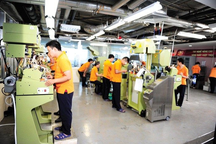 Xưởng sản xuất được đầu tư quy mô, hiện đại. Website: www.doji.vn / www.trangsuc.doji.vn
Hotline: 1800 1168