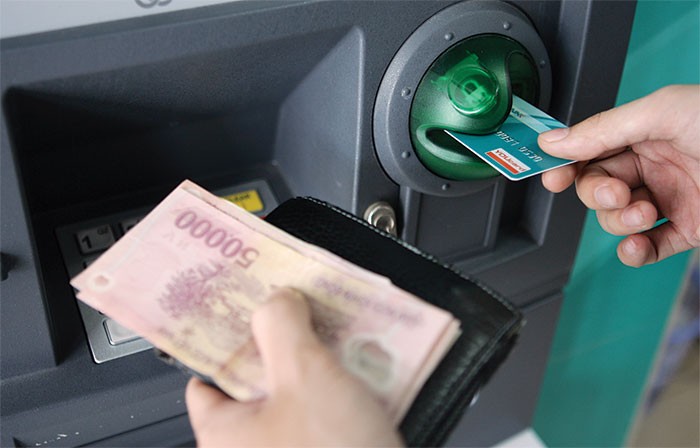 Ngân hàng nào để ATM hết tiền có thể bị phạt tới 15 triệu đồng