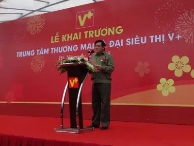 Ông Nguyễn Hữu Đường, Chủ tịch kiêm Tổng Giám đốc Hòa Bình Group tại Lễ Khai trương TTTM V+