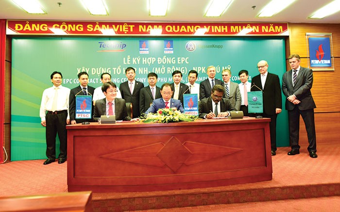 DPM ký hợp đồng xây dựng Tổ hợp NH3 mở rộng và Nhà máy NPK Phú Mỹ