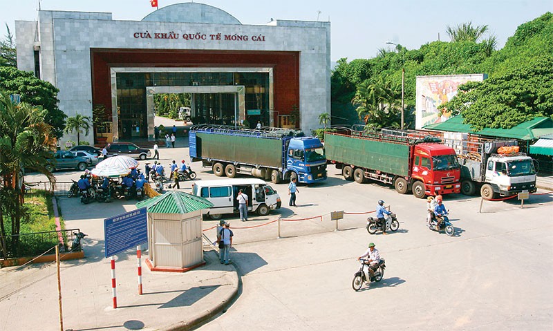Nhập siêu liên tục gia tăng từ Trung Quốc là một trong những yếu điểm của cơ cấu thương mại Việt Nam