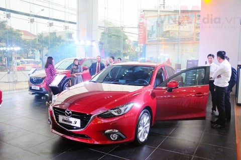 Công ty Ô tô Trường Hải (Thaco) tung ra chương trình khuyến mãi lớn trong tháng 9/2015 với cả ba nhãn hiệu xe Kia, Mazda và Peugoet