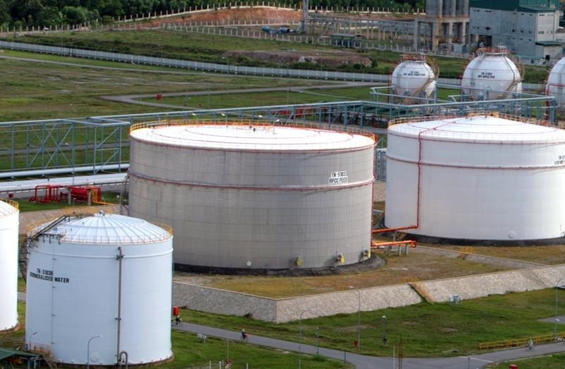 Tháng 12/2015, dự kiến NMLD Dung Quất sẽ sản xuất khoảng 620.000 – 630.000 m3 xăng dầu