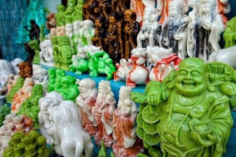 Hàng lưu niệm đá Non Nước là sản phẩm đặc trưng truyền thống của TP Đà Nẵng.