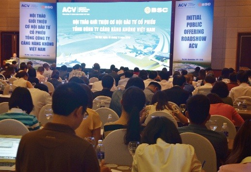 Hơn 300 tổ chức và cá nhân đã tham dự buổi roadshow của Tổng công ty Cảng hàng không Việt Nam