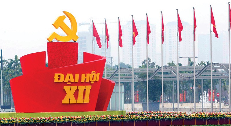 Đại hội Đảng lần thứ XII đưa ra những quyết sách quan trọng về kinh tế tư nhân, vai trò của nhà nước trong nền kinh tế thị trường, về quyền kinh doanh, cạnh tranh bình đẳng… Đây là bệ phóng cho Việt Nam hội nhập mạnh mẽ và thành công
