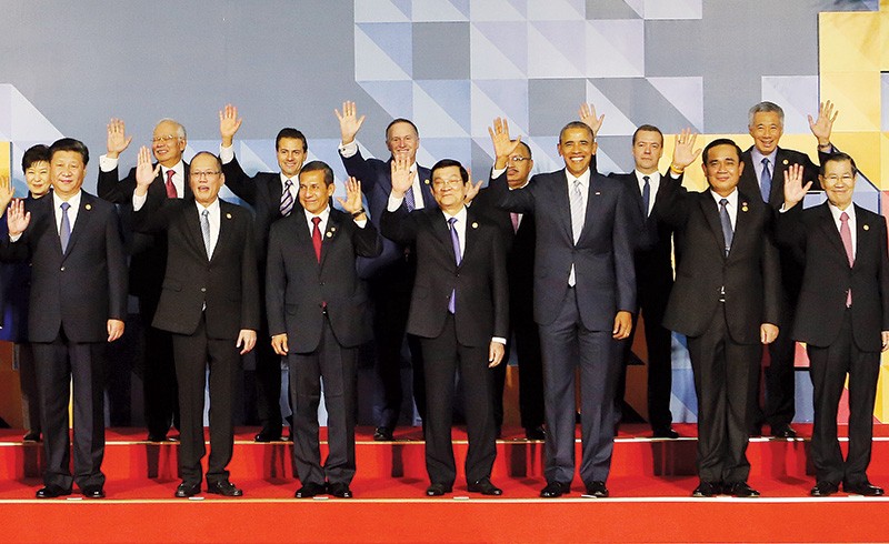 Tháng 11/2015, Chủ tịch nước Trương Tấn Sang đã tham dự Hội nghị Cấp cao Diễn đàn hợp tác kinh tế châu Á - Thái Bình Dương (APEC) lần thứ 23 tại Manila (Philippines) theo lời mời của Tổng thống Philippines Benigno Aquino III. Chủ tịch nước Trương Tấn Sang