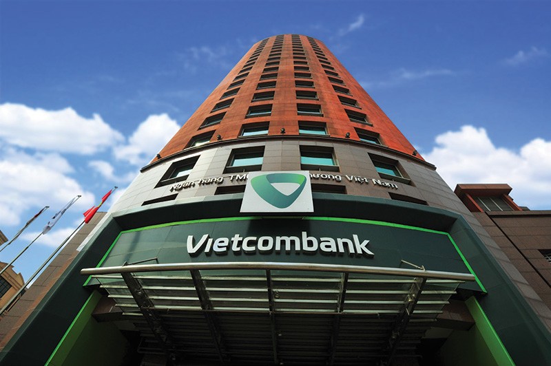 Vietcombank bứt phá, vươn ra biển lớn