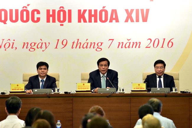 Họp báo về dự kiến chương trình kỳ họp thứ nhất Quốc hội khóa XIV. Ảnh: VGP/Nhật Bắc 