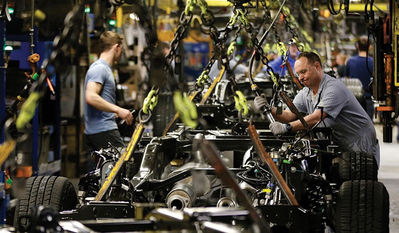 Các cơ sở chế tạo của Mỹ đang bị thu hẹp và tỷ lệ năng suất lao động cũng sụt giảm