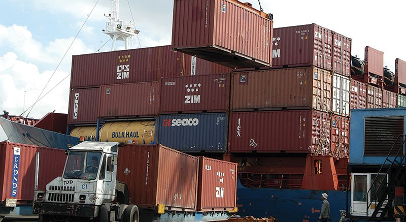 Lưu lượng hàng hóa xuất nhập khẩu qua các cảng Việt Nam có tốc độ tăng trưởng từ 12 - 15%/năm 