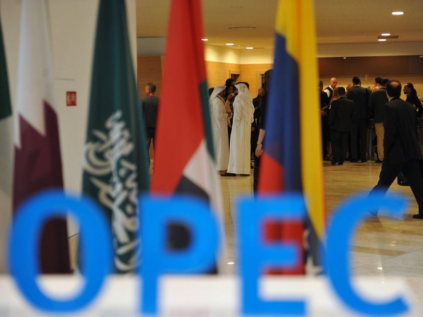 OPEC quyết định cứu giá dầu