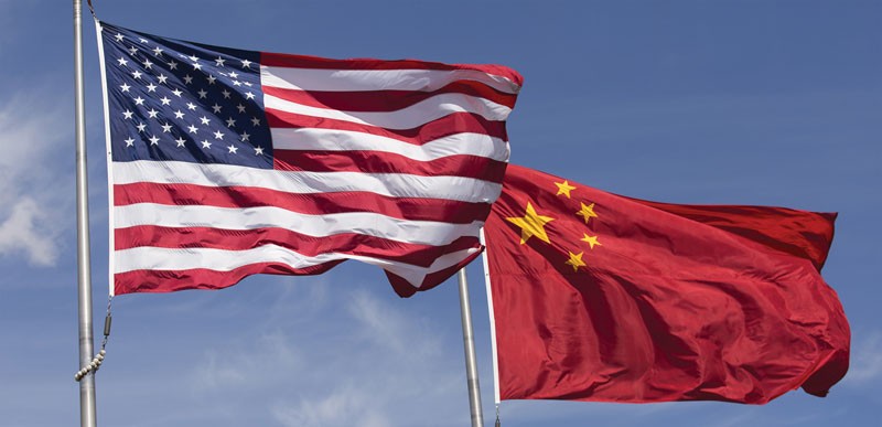 Niềm tin giới đầu tư toàn cầu phụ thuộc động thái của Mỹ và Trung Quốc