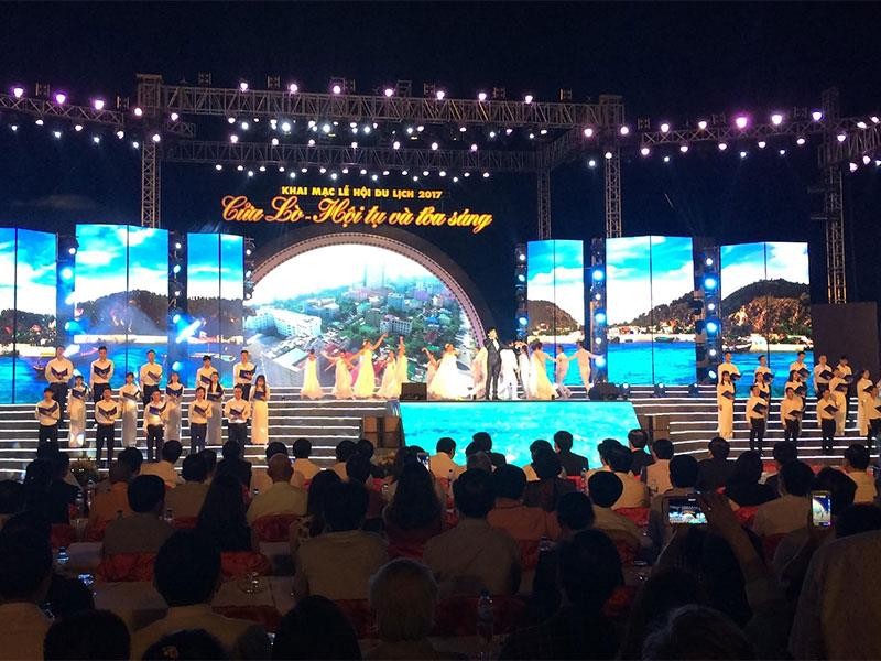 Dàn sao Việt khuấy động Lễ hội Du lịch Cửa Lò