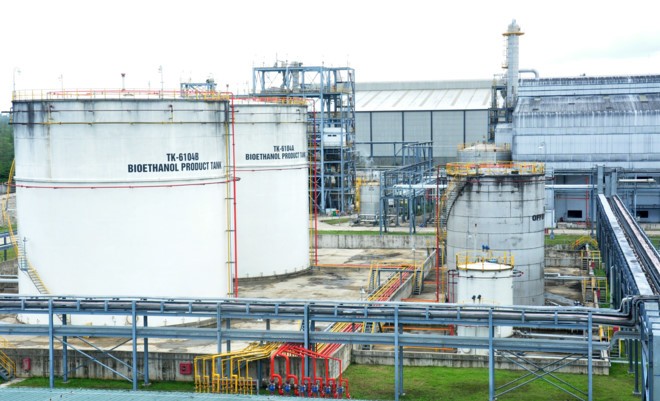 Tổng giám đốc PVN, ông Nguyễn Vũ Trường Sơn cho biết, PVN sẽ khởi động lại hai Nhà máy Ethanol Bình Phước và Dung Quất nhằm đáp ứng nguồn cung E100 để phối trộn xăng E5.
