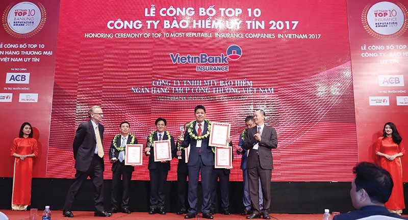 Bảo hiểm VietinBank được vinh danh trong Top 10 Công ty bảo hiểm uy tín nhất Việt Nam 2017
