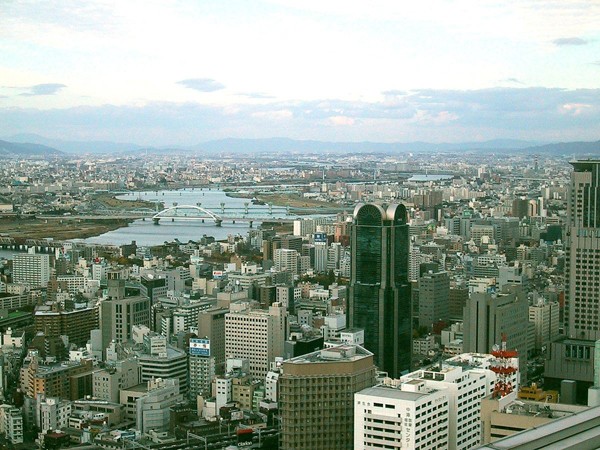 Osaka là thành phố có nhiều nét tương đồng về địa lý với Đà Nẵng, đặc biệt là dòng sông nối hai bờ thành phố