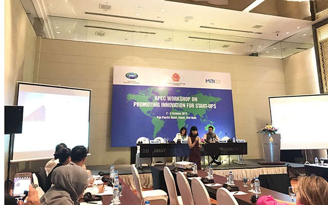 Chị Từ Thu Hiền, Giám đốc MBI Mekong Business Initiative phát biểu tại hội thảo