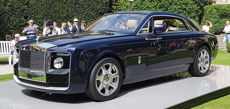 Chiếc Rolls Royce đình đám có thiết kế tuyệt đẹp (Nguồn Internet)