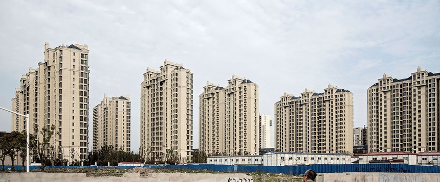 Trung Quốc bắt đầu cuộc thí nghiệm kiềm chế thị trường bất động sản