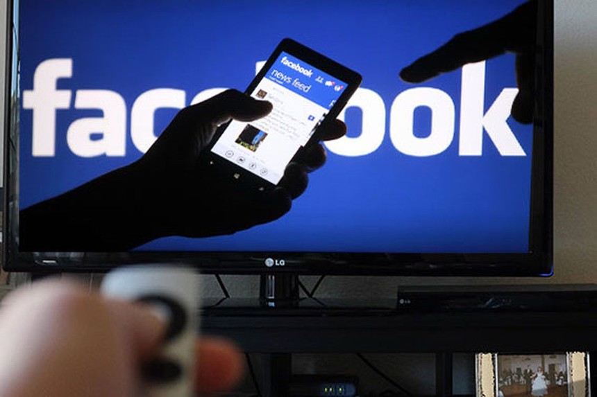Facebook bị vây hãm