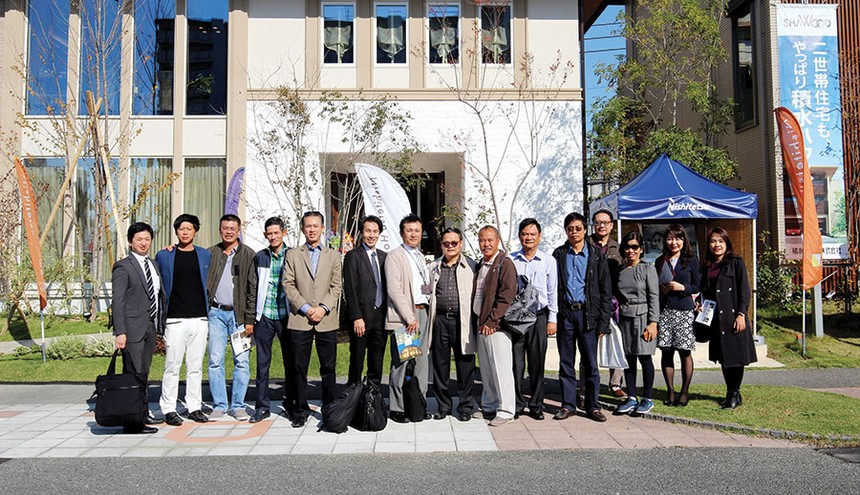 Lãnh đạo và nhân viên Nam Long liên tục đi tham quan và học hỏi các mô hình phát triển bất động sản tại Nhật Bản
