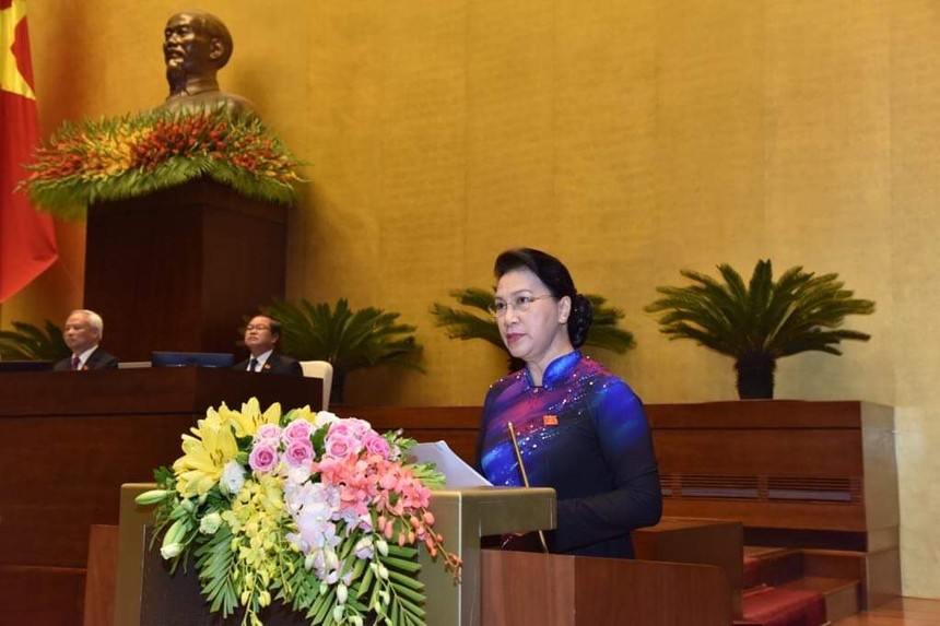 Chủ tịch Quốc hội Nguyễn Thị Kim Ngân phát biểu khai mạc kỳ họp thứ 6 Quốc hội khóa XIV (Ảnh: Chinhphu.vn)