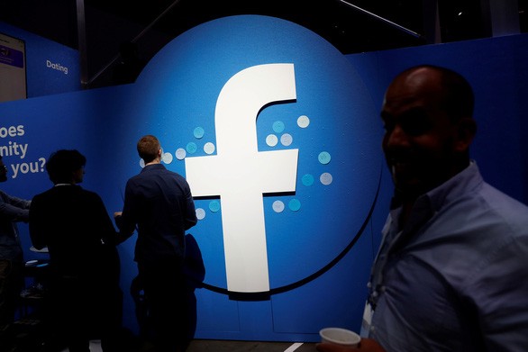 Logo Công ty Facebook tại hội nghị các nhà phát triển F8 ở San Jose, California tháng 4-2019 - Ảnh: REUTERS