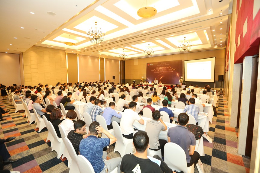 Rất đông nhà đầu tư tại Hà Nội có mặt 
