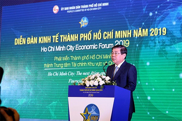 Ông Nguyễn Thành Phong, Chủ tịch UBND TP.HCM phát biểu khai mạc tại Diễn đàn.