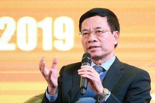 Bộ trưởng Bộ TT&TT Nguyễn Mạnh Hùng, Phó Chủ tịch Ủy ban quốc gia về Chính phủ điện tử.