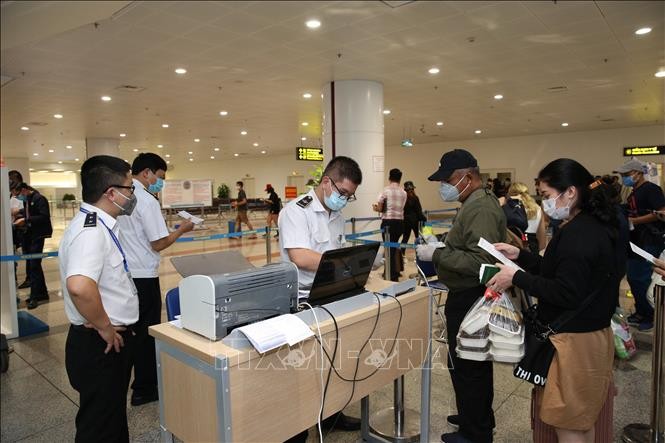 Mọi hành khách nhập cảnh Việt Nam thực hiện khai báo y tế bắt buộc từ ngày 7/3/2020