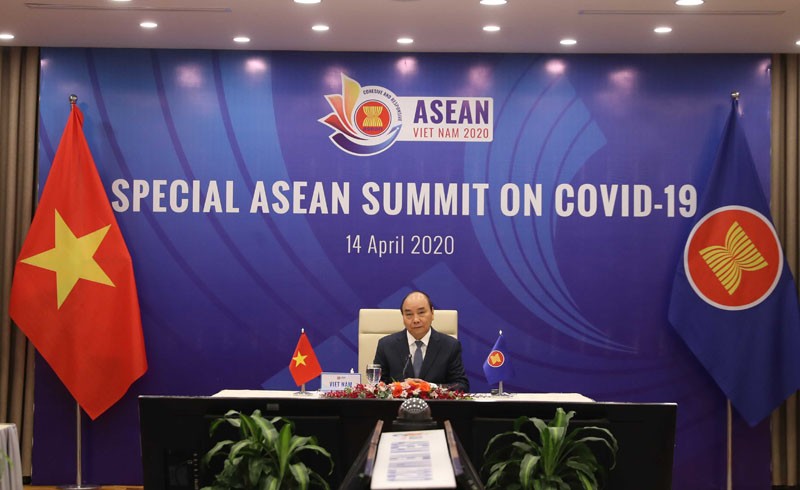Thủ tướng Nguyễn Xuân Phúc chủ trì Hội nghị từ đầu cầu Việt Nam