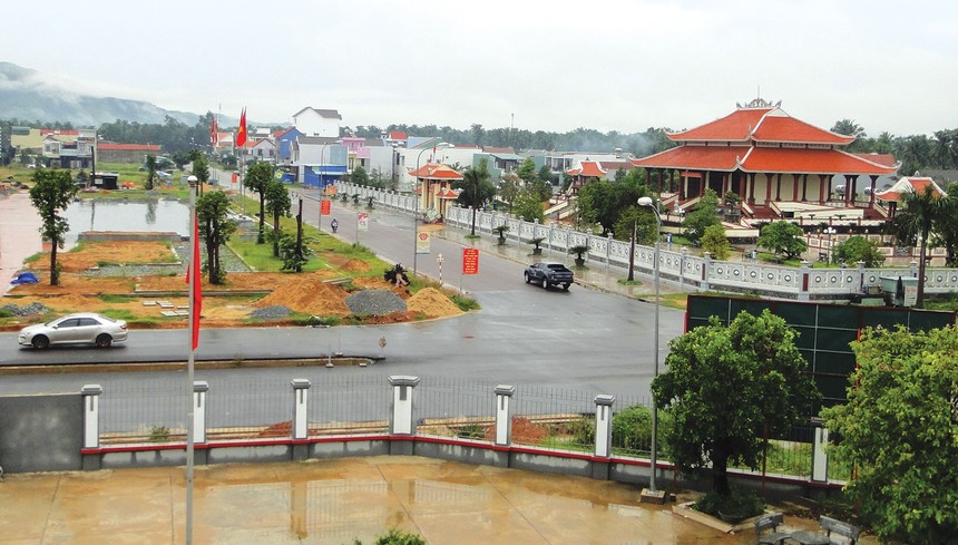 Một góc phường Bồng Sơn, trung tâm huyện Hoài Nhơn. Ảnh: Trọng Lợi
