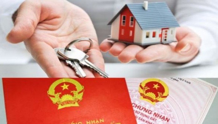Cử tri cho rằng tình trạng người Trung Quốc nhập cảnh vào Việt Nam đầu tư, kinh doanh và thu mua đất đai gần các khu vực trọng yếu về quốc phòng, an ninh hiện nay là rất đáng ngại. 