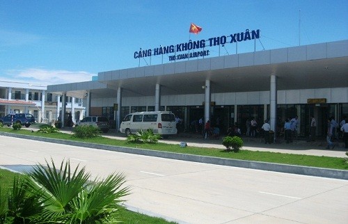 Hiện nay, tại CHK Thọ Xuân có 4 hãng hàng không đang khai thác là Vietnam Airlines, Vietjet, Jetstar, Bamboo Airways.