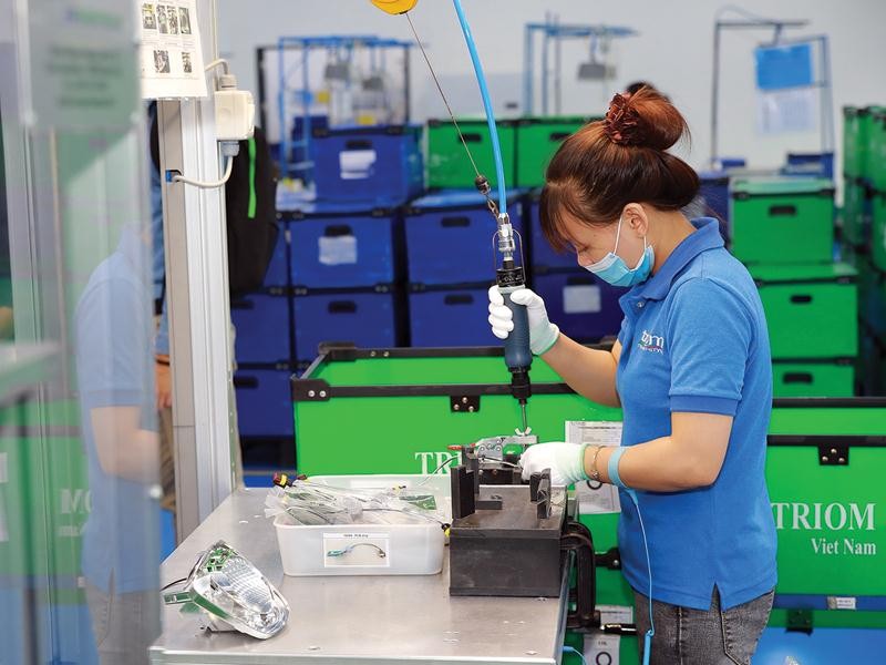 Nhà máy sản xuất các thiết bị chiếu sáng của Triom Việt Nam (Italy) tại Khu công nghiệp Quang Minh (Hà Nội). Ảnh: Đức Thanh