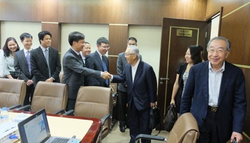 Ông Tomokazu Hamaguchi thăm FPT-IS