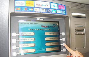 Vietinbank triển khai dịch vụ rút tiền tại ATM không dùng thẻ