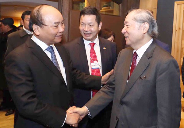 Thủ tướng Chính phủ Nguyễn Xuân Phúc gặp gỡ  14 doanh nghiệp trong Top Fortune Global 500 tại WEF