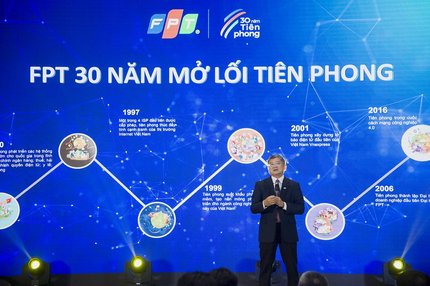 Tổng giám đốc Bùi Quang Ngọc kể lại hành trình tiên phong của FPT