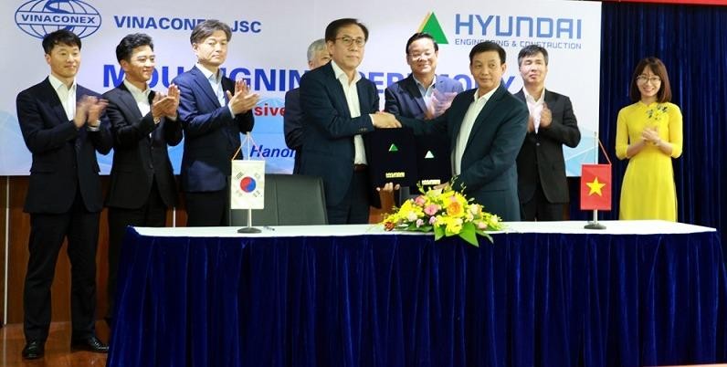 Vinaconex hợp tác với Hyundai E&C