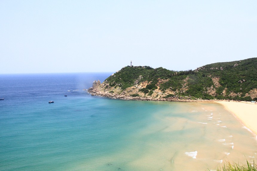Phú Yên có những bãi biển đẹp như tranh. Ảnh: Thành Nguyễn.