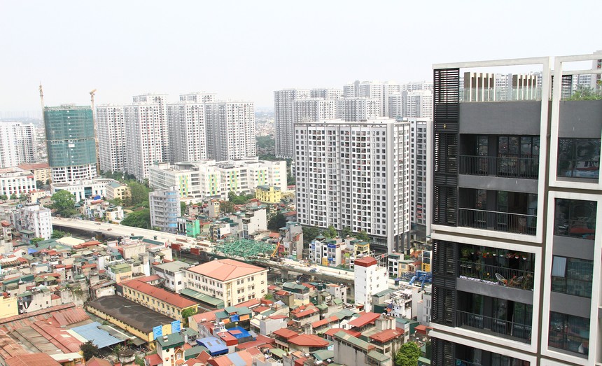Nhu cầu về căn hộ đang tạo áp lực lớn lên thị trường khi nguồn cung bị suy giảm. Ảnh: Thành Nguyễn.