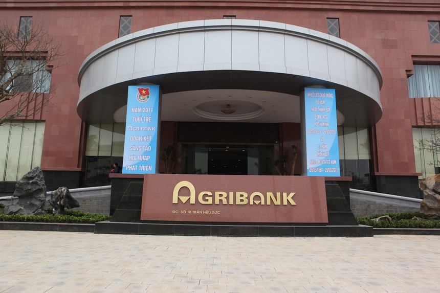 Trong thời gian gần đây, các nhân sự nguyên là giám đốc chi nhánh Agribank bị truy tố với con số không hề nhỏ