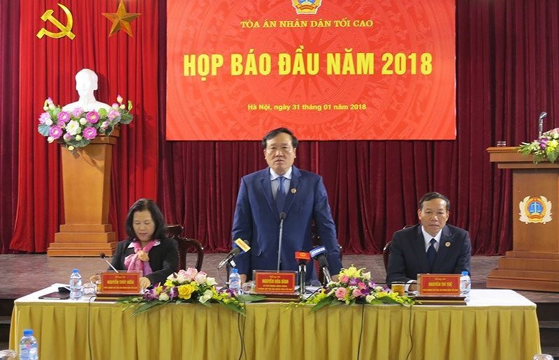 Chánh án Tòa án nhân dân Tối cao Nguyễn Hòa Bình thông tin về các vụ đại án. 