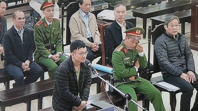 Bị cáo Hoàng Duy Quang tại phiên tòa ngày 17/12