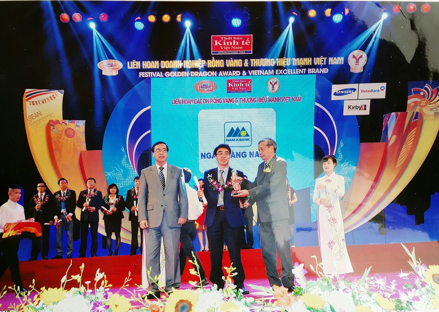 Nam A Bank nhận giải thưởng hiệu mạnh 2014