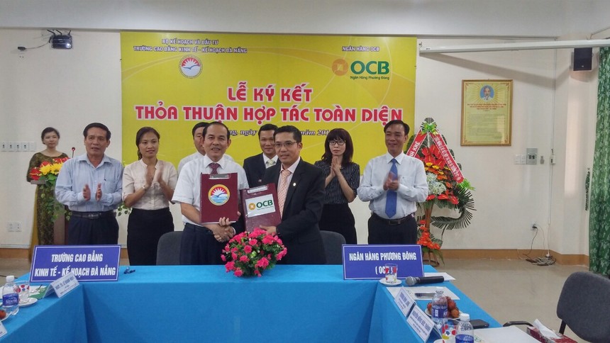 OCB ký hợp tác chiến lược với Trường cao đẳng Kinh tế kế hoạch Đà Nẵng